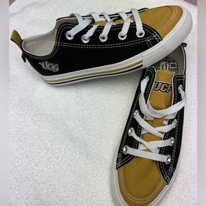 New and never worn UCF Skicks Converse style sneakers